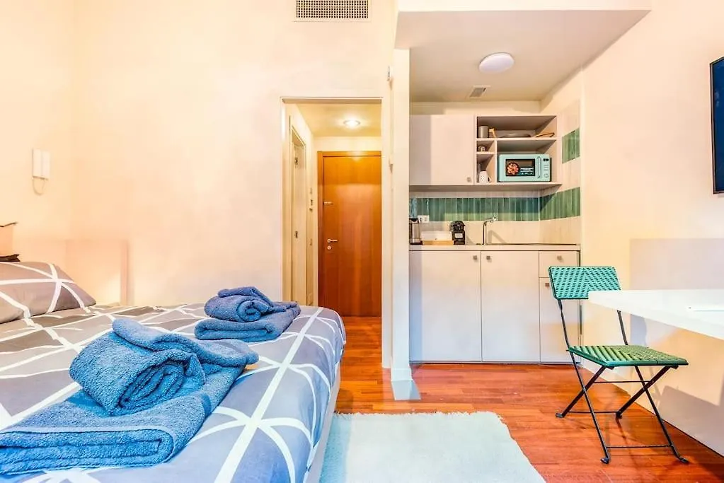 Brera-Duomo-Castle Luxury Design Apt. M2 1' Walk Milán 0*,  Italia